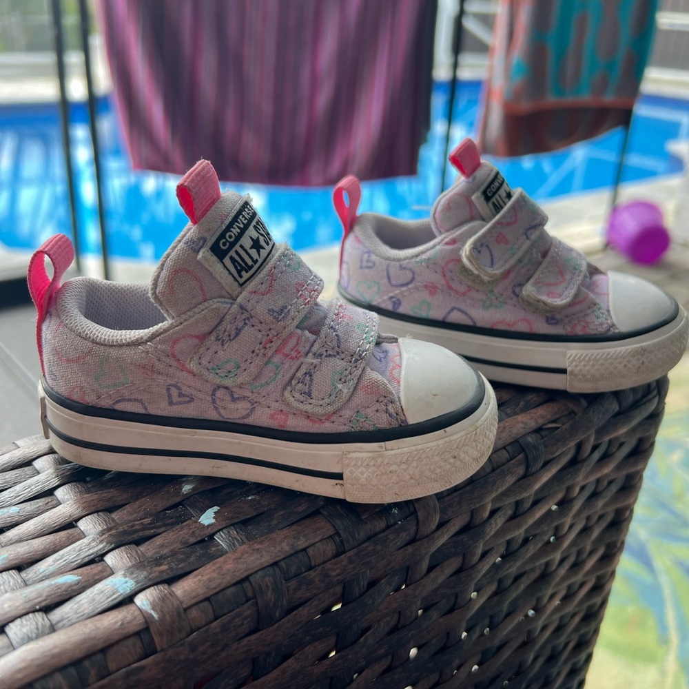 Converse Chuck Taylor All Star Toddler’s Purple Heart Sneakers